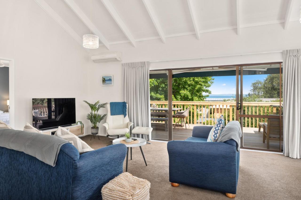 Waitahanui Lake House - Lake Taupo Holiday Home Exterior foto
