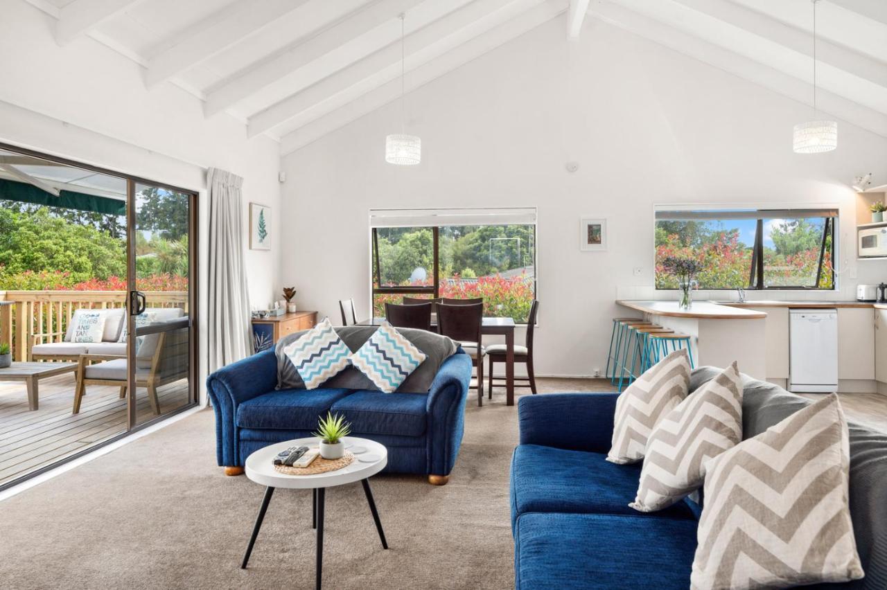 Waitahanui Lake House - Lake Taupo Holiday Home Exterior foto